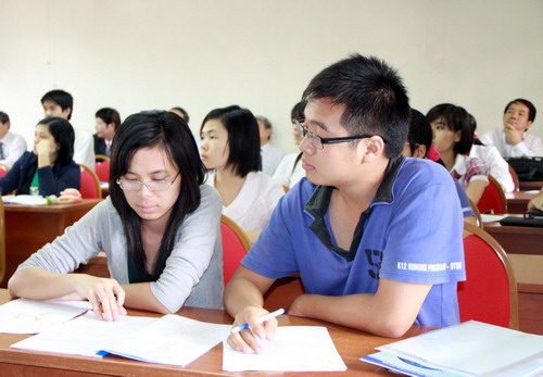 Đến năm 2015, tất cả các trường đại học, cao đẳng phải đủ giáo trình môn học